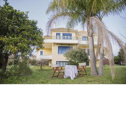 Villa Tania