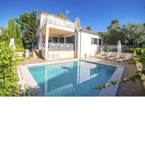 Villa Tauro