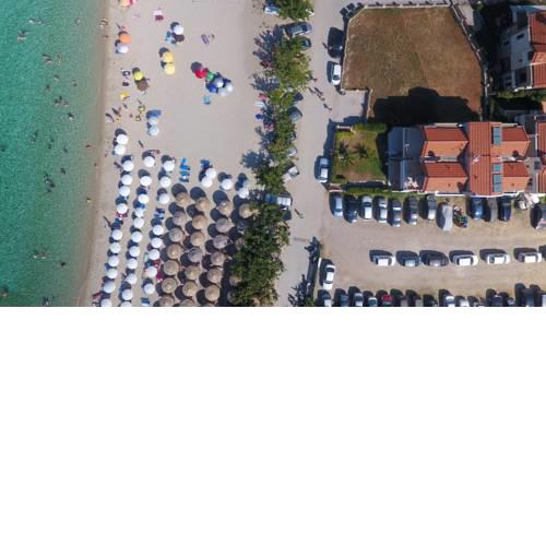 Villa The View - Beachfront! 5 Bedrooms, BBQ, View