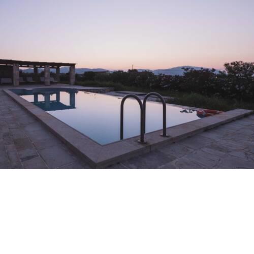 Villa Thēros