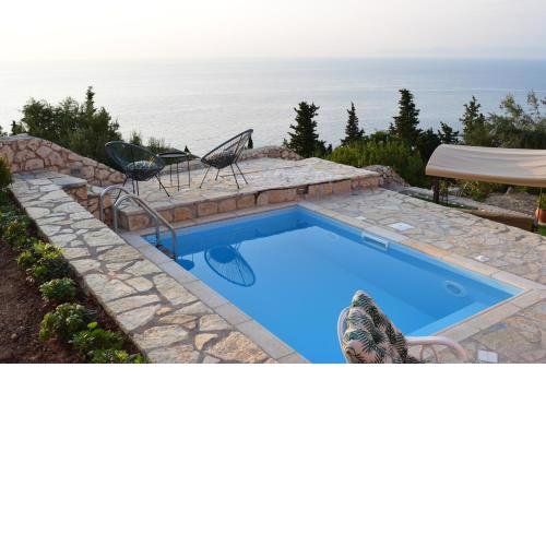 Villa Thetis with pool where the sunsets fade away