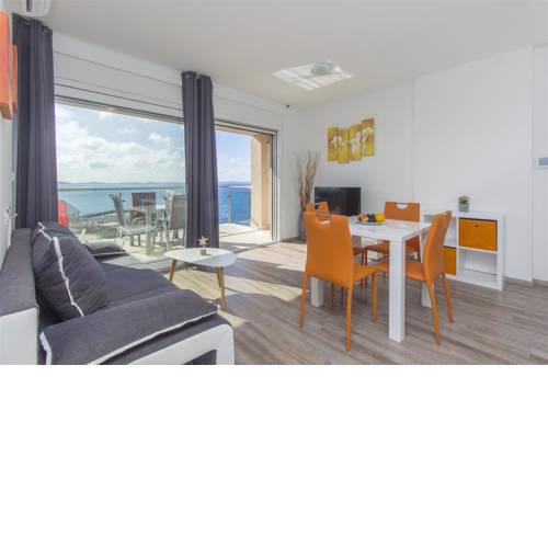 Villa top of Murter, two bedroom apartment 2