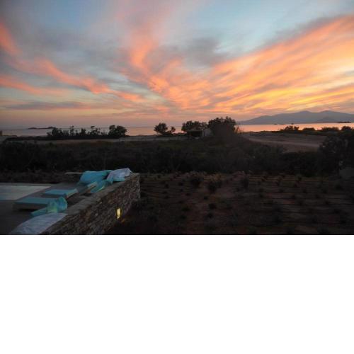 Villa Tranquilla Beach House Seaview Pool Amp Jacuzzi
