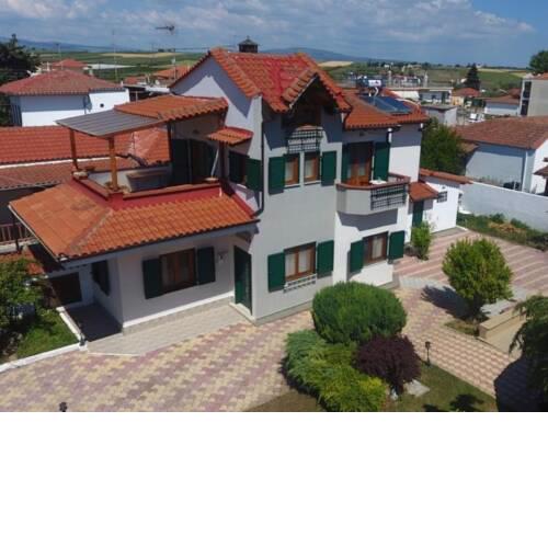 ViLLa & Treehouse