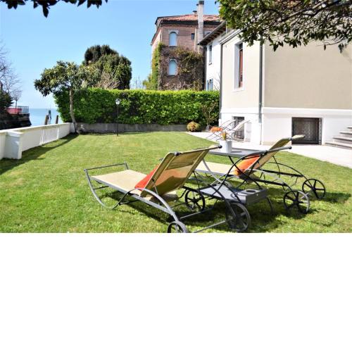 Villa Une with garden, the perfect place for your holidays