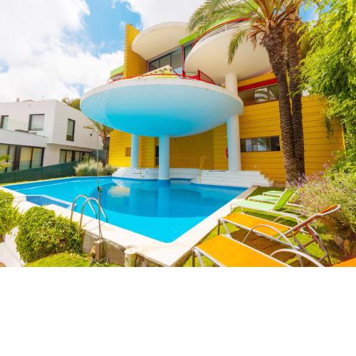 Villa Vallpineda Avenida Miquel Utrillo