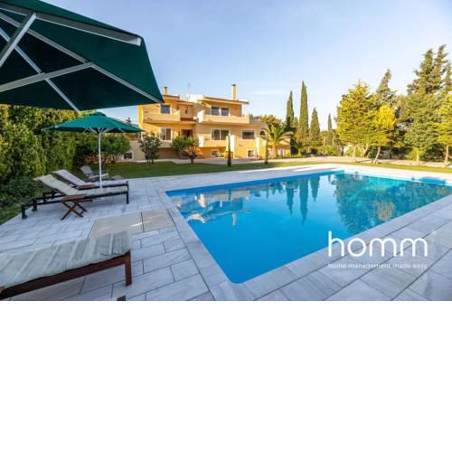 Villa Valma homm with 5 bedrooms and private pool