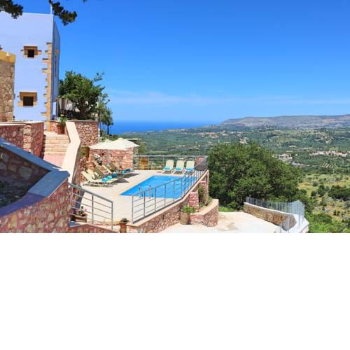 Villa Veneciana with Heated Pool