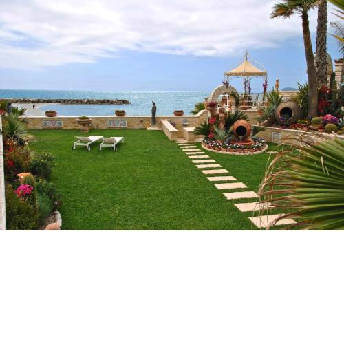 Villa Venus on the beach