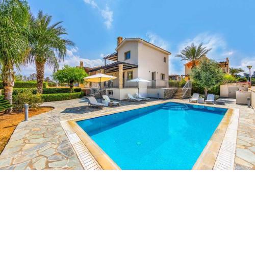Villa Veronica - 3 Bedroom Beach Villa with private Swimming Pool