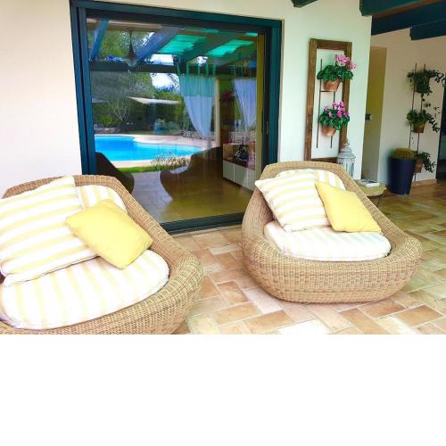 Villa vicino alla spiaggia di Platamona con piscina privata per 6 persone