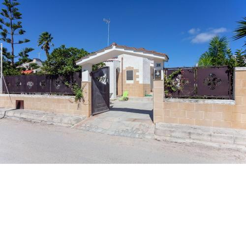 Villa vicino spiaggia, lago e Lecce 3 camere m740
