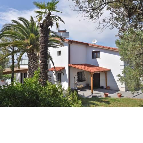 Villa Victoria - Nea Moudania Halkidiki