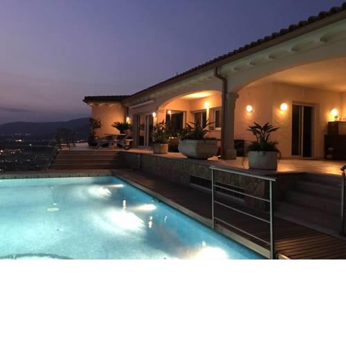 Villa Victoria, with breathtaking panoramic views