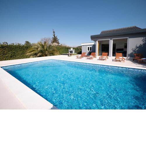 Villa Vinky