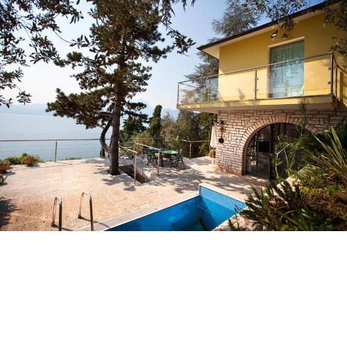 Villa VISTA LAGO