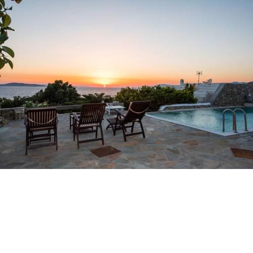 Villa Waves