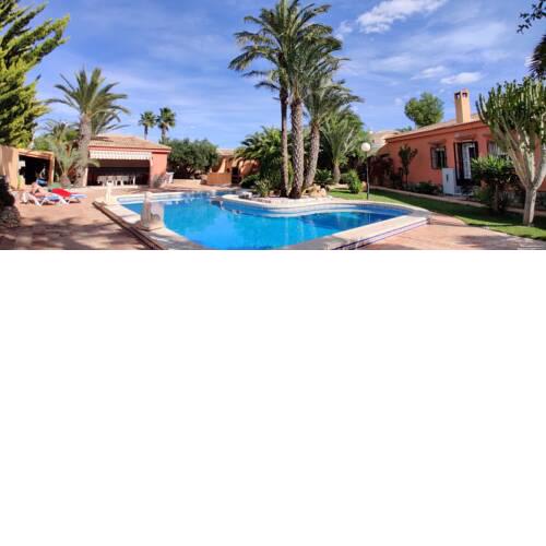 Villa with 2 bedrooms in Torrevieja with private pool enclosed garden and WiFi 5 km from the beach