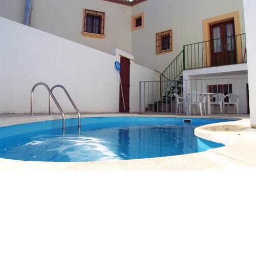 Villa with 3 bedrooms in Castil de Campos with private pool and furnished terrace 150 km from the beach