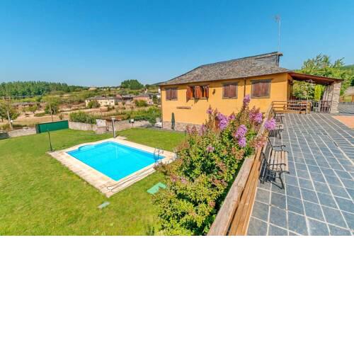 Villa with 3 bedrooms in San Juan de la Mata with shared pool furnished terrace and WiFi