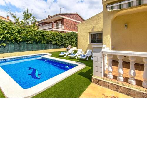 Villa with 4 bedrooms in Calafell with private pool enclosed garden and WiFi 2 km from the beach