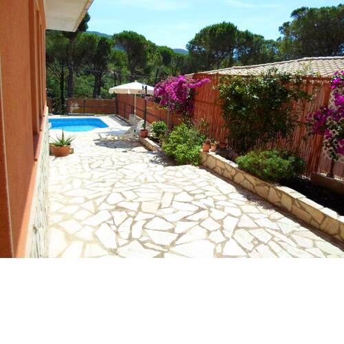 Villa with 4 bedrooms in Calonge with wonderful mountain view private pool furnished terrace 7 km from the beach