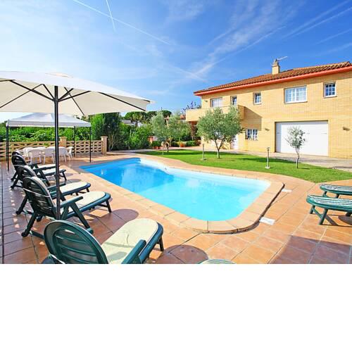 Villa with 4 bedrooms in Girona with private pool terrace and WiFi