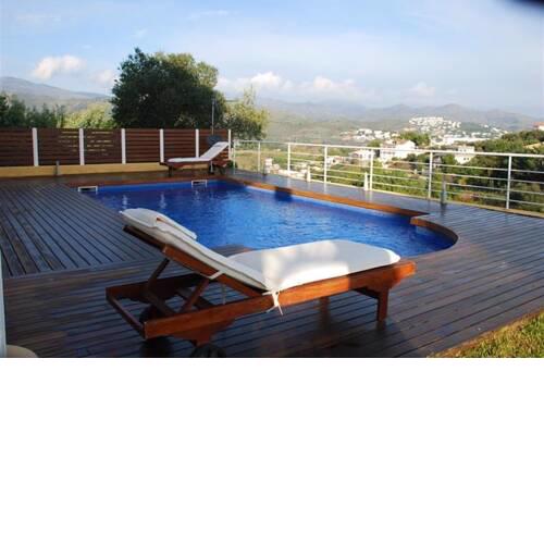 Villa with 4 bedrooms in Llanca with wonderful mountain view private pool enclosed garden 300 m from the beach