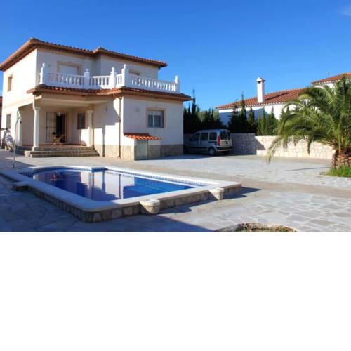 Villa with 4 bedrooms in Montroig del Camp with private pool and furnished terrace 200 m from the beach