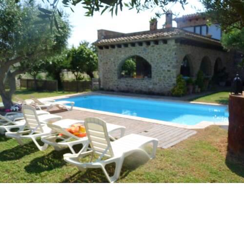 Villa with 4 bedrooms in Torroella de Montgri with wonderful mountain view private pool enclosed garden 700 m from the beach