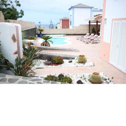 Villa with pool in Madroñal Fañabe, Costa Adeje