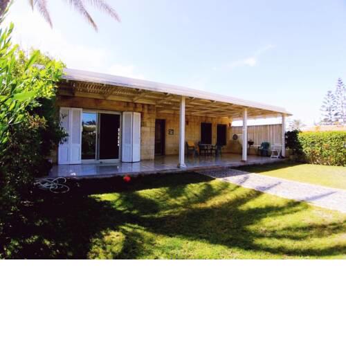 Villa with Roof, Private Garden and Backyard in North Coast