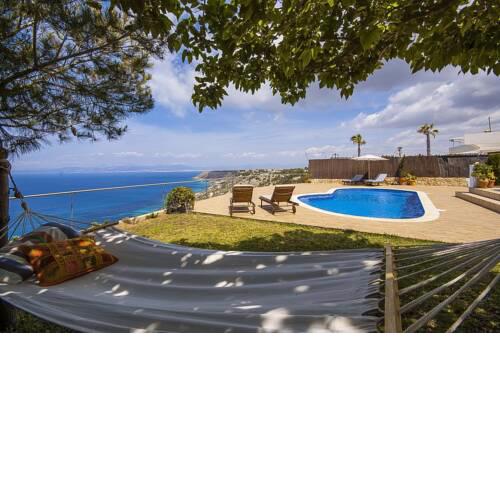 Villa with sea view and private pool