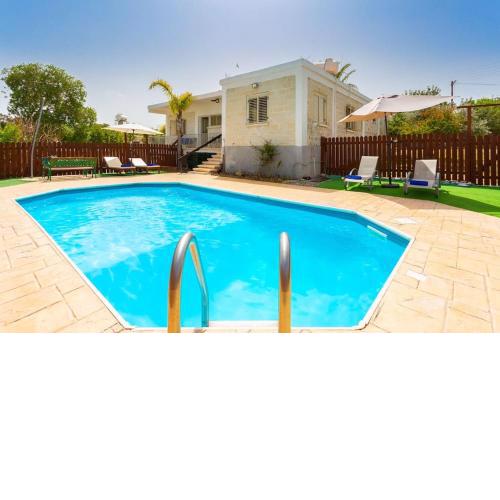 Villa Yiangos