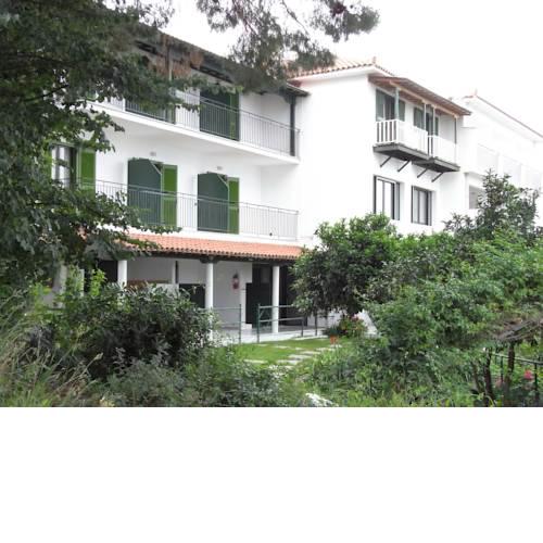 Villa Yiannis (Adult Friendly)