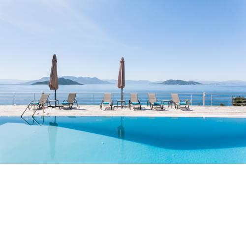 Villa Zefi's Apartments, with shared pool area, near the beach, Aegina island