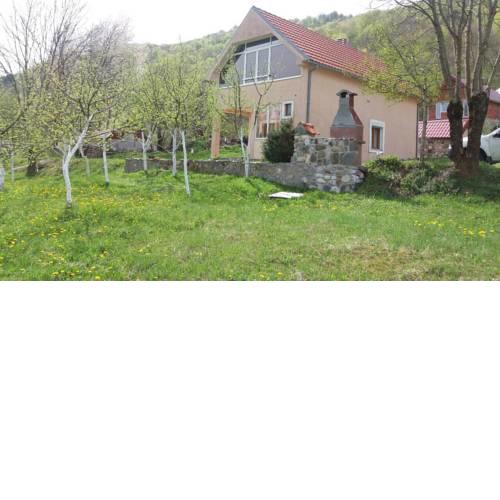 Village House Štitarica