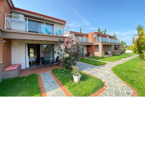 Village Mare Residence Maisonettes