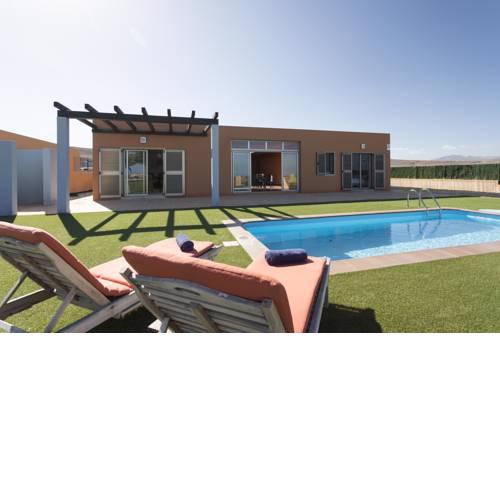 Villas Caleta Beach & Golf