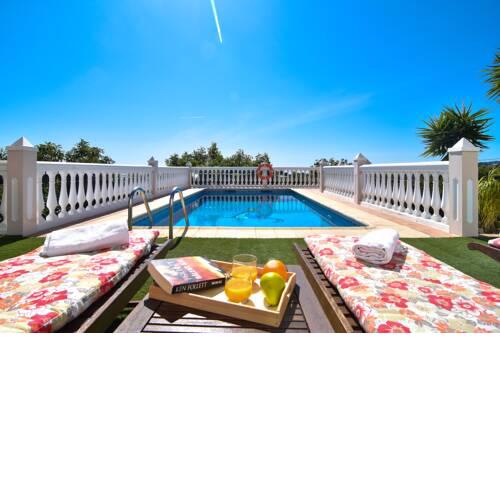Villas Nerjazul - Los Almachares