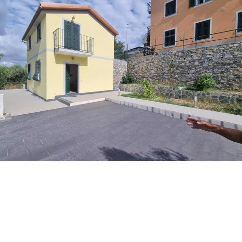 Villetta con giardino