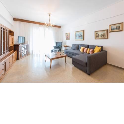 Vintage Acropolis Apartment