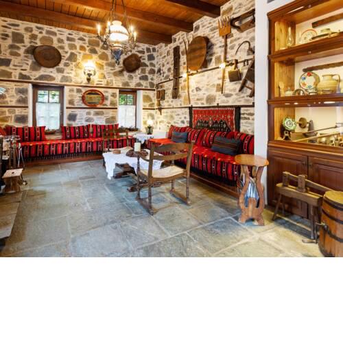 Vintage Holiday Home in Vrastama with Swimming Pool