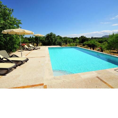 Vintage Holiday Home with Private Pool in Buger