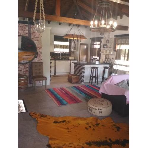 Vintage Lux Homes