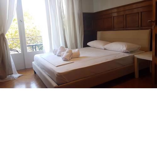 Violet Errathens Apartment - Athens Center, 7 BD, 3 BATH