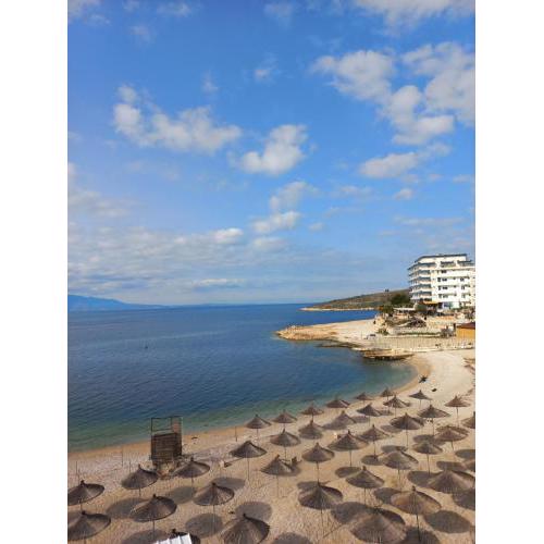Violet Sea View Apartment