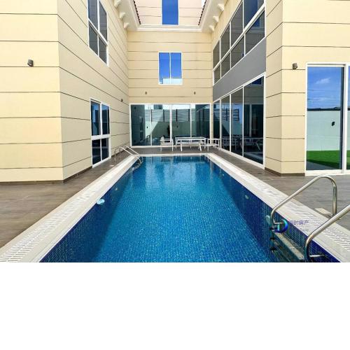 VIP Parties 5 Bedroom Private Pool Lift Luxury Stay
