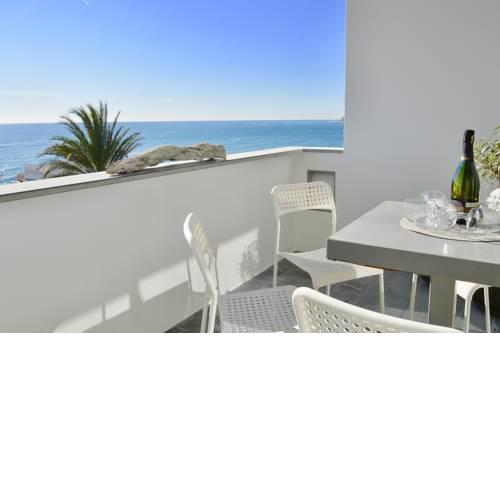 VISTAS DEL MAR stunning views over the beach