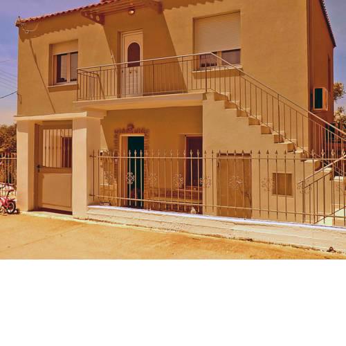 Vivian Kamelia House